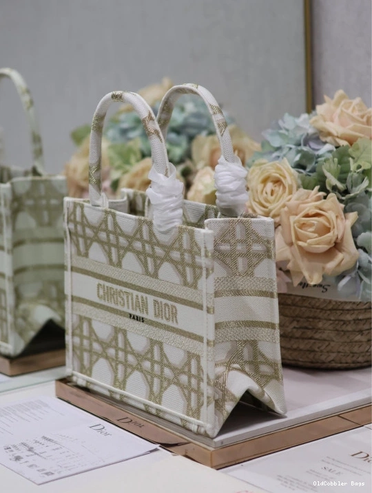 OldCobbler Bags DIRO TOTE-26.5*21*14CM SMALL BOOK 0722